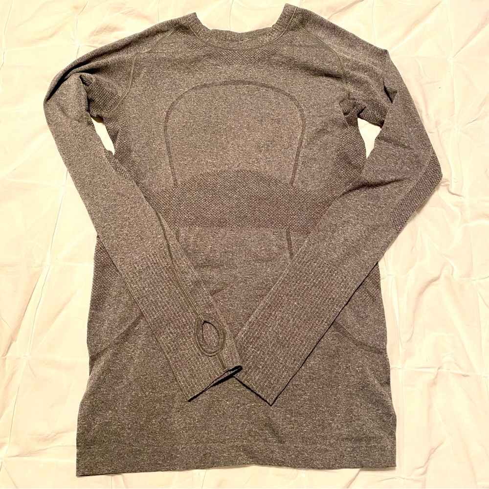 MOVING SALE Lululemon Swiftly Tech Size 6